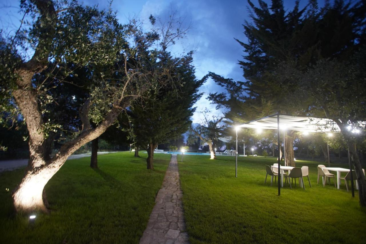 Gli Ulivi Di Gino Bed & Breakfast Sanarica Eksteriør bilde